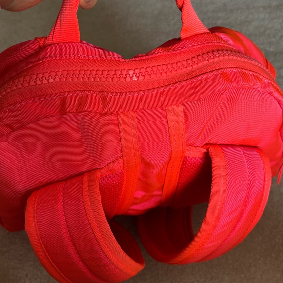 Super Rare Neon Red Nike Net Prophet Backpack - Picture 3 of 6